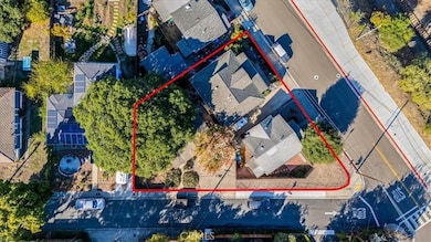 Approximate Property Shape