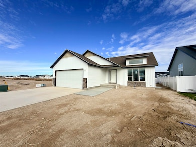 1082 Alpine Ave, Chubbuck, ID 83202 - photo 2