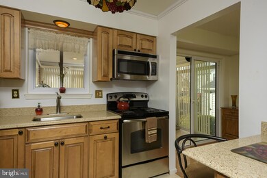 1574 Brimfield Cir, Sykesville, MD 21784 - photo 5