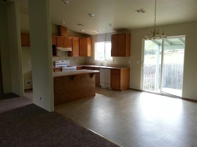 10 SW Western Ave, Grants Pass, OR 97526 - photo 3