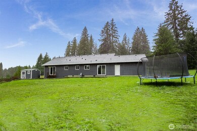 981 Schaffran Rd, Castle Rock, WA 98611 - photo 4