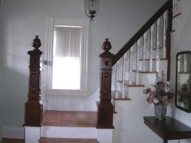 39 Prescott St, North Andover, MA 01845 - photo 4