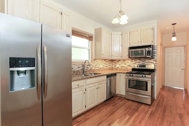 1444 W Walton St unit 1, Chicago, IL 60642 - photo 4