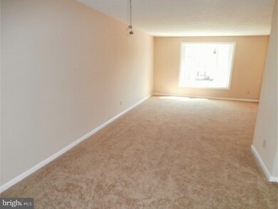 407 Musket Dr, Morrisville, PA 19067 - photo 5