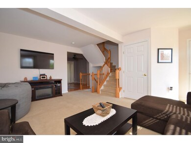 3419 Westview Dr, Perkiomenville, PA 18074 - photo 4