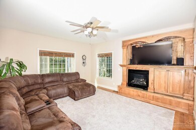 1489 NW Jackpine Ave, Redmond, OR 97756 - photo 5