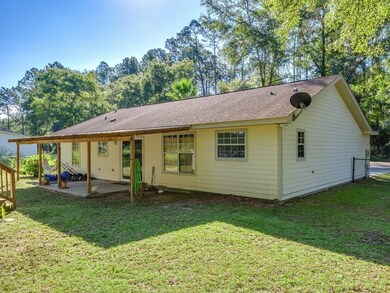 76 Harvey-Pitman St, Crawfordville, FL 32327 - photo 5