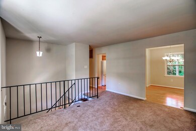 39435 Pocahontas Dr, Mechanicsville, MD 20659 - photo 2