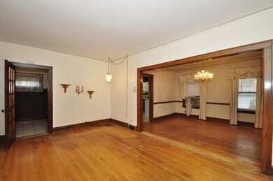 1520 W Monroe St, Waukegan, IL 60085 - photo 3