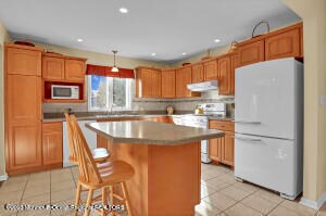 230 Highwood Rd unit annual, Oakhurst, NJ 07755 - photo 6