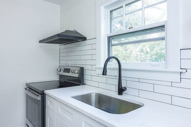 15W355 E Harvard St, Elmhurst, IL 60126 - photo 5