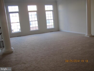 25281 Nesting Square, Chantilly, VA 20152 - photo 7