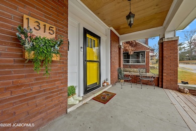 1315 W High St, Jefferson City, MO 65109 - photo 2