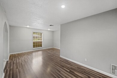 5923 Bent Bough Ln, Houston, TX 77088 - photo 7