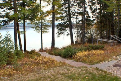 Pathway to lake