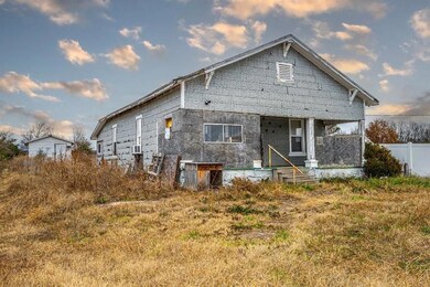 10015 Bryant Rd, Henryetta, OK 74437 - photo 7