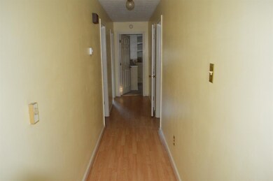 409 Haddix St, Harrodsburg, KY 40330 - photo 5