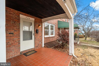 724 Edmondson Ave, Catonsville, MD 21228 - photo 3