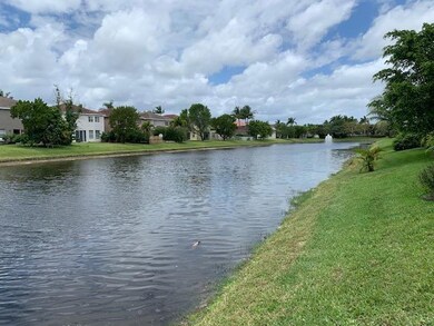 3111 Laurel Ridge Cir, Riviera Beach, FL 33404 - photo 4