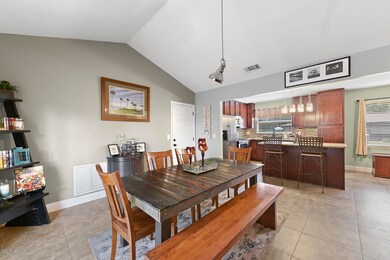 2008 Elaina Dr, Jacksonville, FL 32216 - photo 6