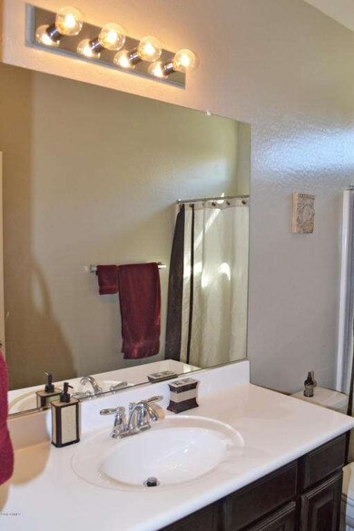 07 Front Bathroom
