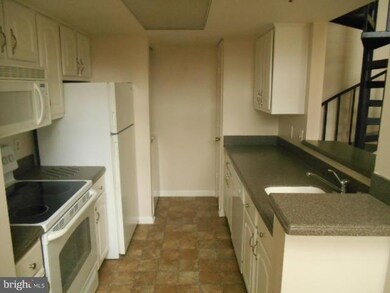 15657 Easthaven Ct, Bowie, MD 20716 - photo 4