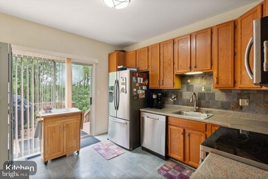 17296 Wexford Loop, Dumfries, VA 22026 - photo 5