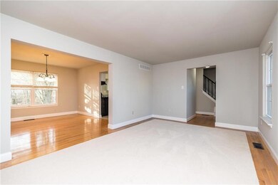 502 Waltham Ln, Perkasie, PA 18944 - photo 3