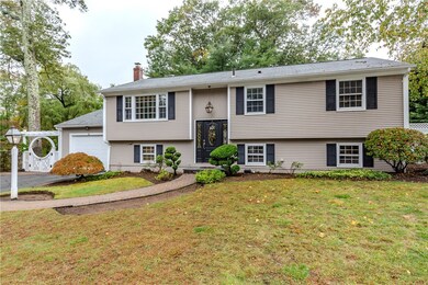 11 Cahir Ct, Warwick, RI 02889 - photo 3