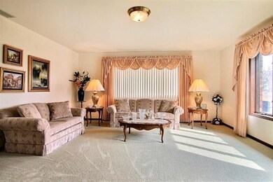 10138 Arizona St, Crown Point, IN 46307 - photo 2