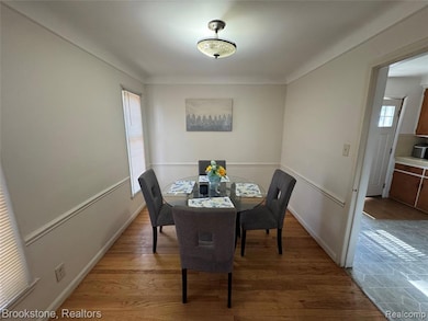 22200 Moross Rd, Grosse Pointe, MI 48236 - photo 4