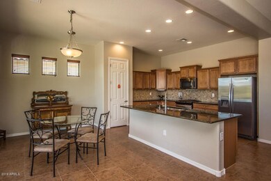 181 W Las Palmaritas Dr-9