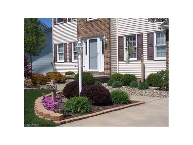 Very nice entry.  Front door and sidelights were r