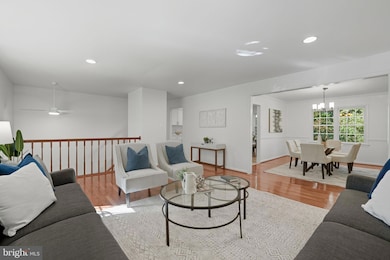 10196 Red Spruce Rd, Fairfax, VA 22032 - photo 7