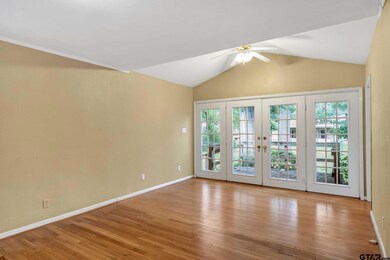 734 734 E Barbara, Tyler, TX 75701 - photo 7