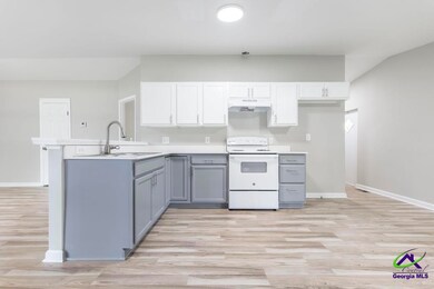 508 Beacham Ct W, Macon, GA 31216 - photo 7