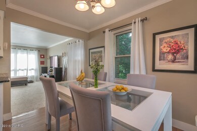 2582 McIntosh-13