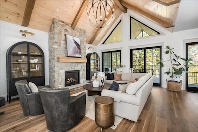 63 Commanders Helm, Laconia, NH 03246 - photo 2