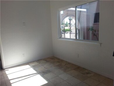 Kitchen. Breakfast area