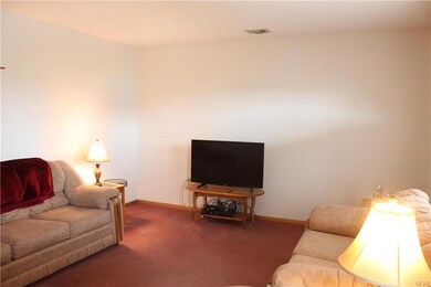 1514 Fernwood Rd, Slatington, PA 18080 - photo 6