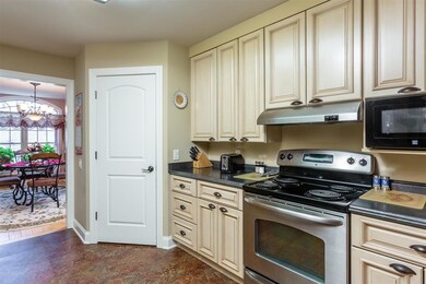 1211 Landon Dr, Harrisonburg, VA 22801 - photo 7