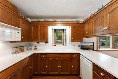 10940 Chowen Ave S, Minneapolis, MN 55431 - photo 7