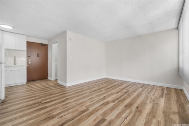 Kapiolani Terrace unit 1512, Honolulu, HI 96814 - photo 6