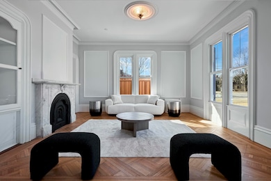 Common Entry Foyer