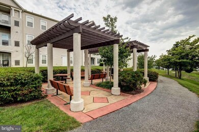 2506 Amber Orchard Ct W unit 203, Odenton, MD 21113 - photo 3