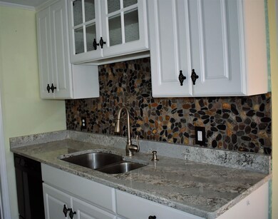 204 Mechanic St unit 34, Lebanon, NH 03766 - photo 3