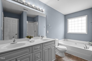 28-web-or-mls-_NFP2238