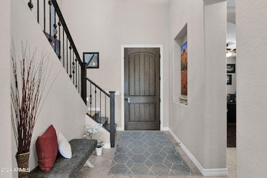 6181 Fresno - 04Entryway