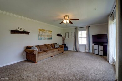 Jamal Siag - P2411076_77_78_79_80_81_82