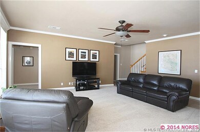 Neutral paint throughout